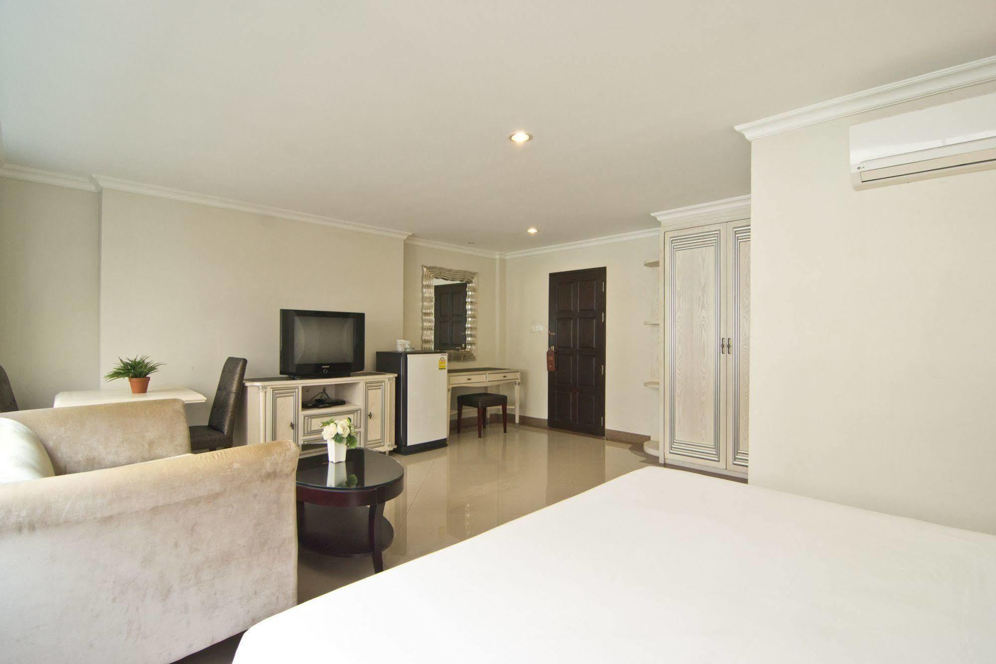 Lk Mansion Aparthotel Pattaya Ngoại thất bức ảnh