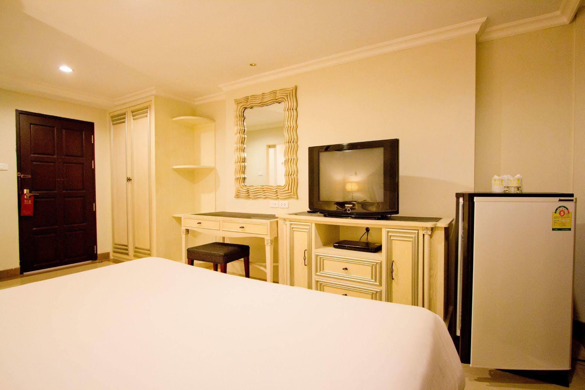 Lk Mansion Aparthotel Pattaya Ngoại thất bức ảnh