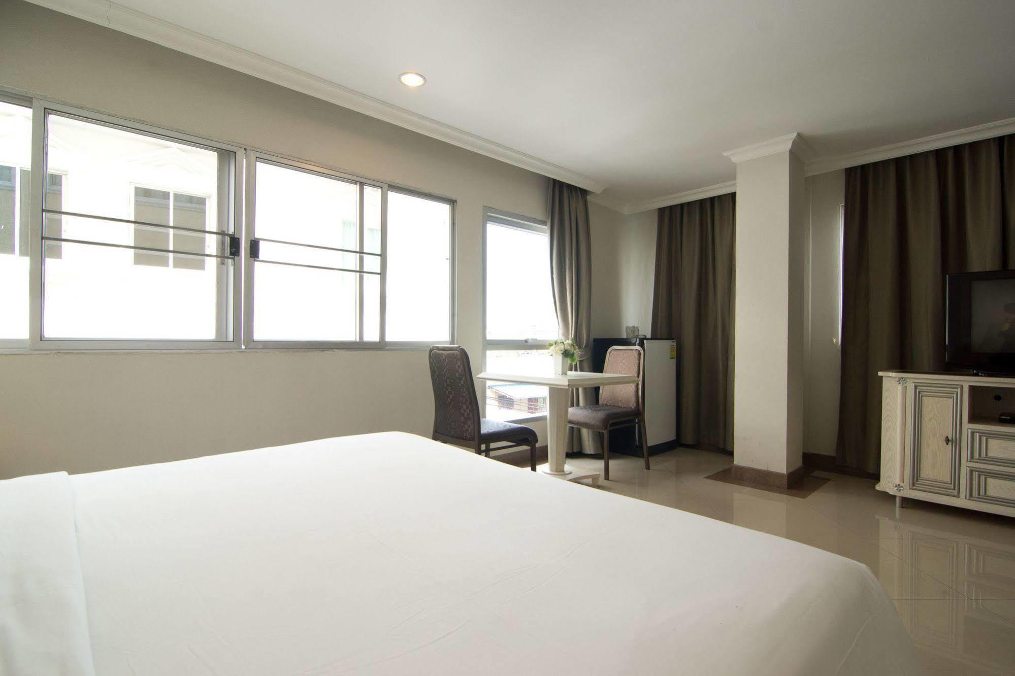 Lk Mansion Aparthotel Pattaya Ngoại thất bức ảnh